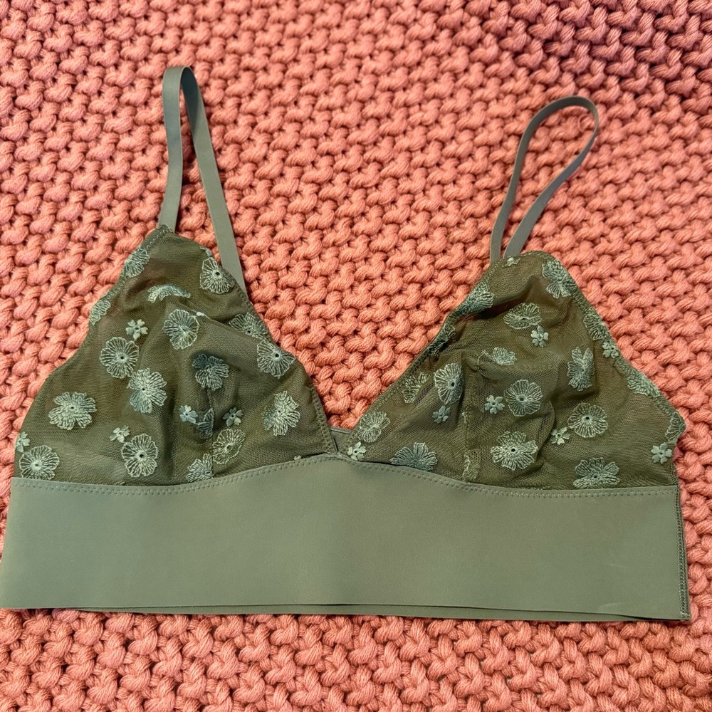Aerie Sheer Lace Daisy Bralette Bra Pullover Green Medium EUC